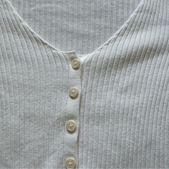 Brandy Melville Cream Button Up Sweater - Picture 3 of 8
